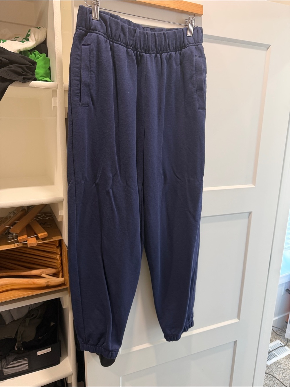 Aerie women’s  Navy Elastic-Waist Jogger Sweatpants